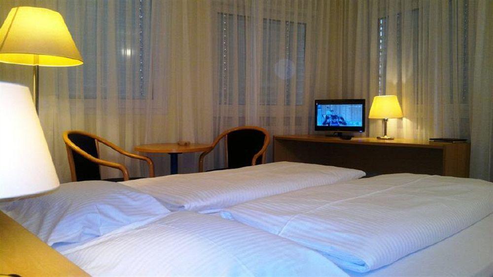 Central Hotel Winnenden Kültér fotó