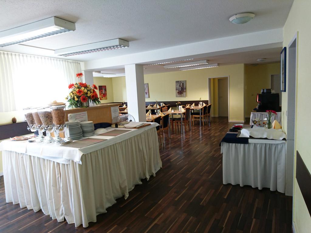 Central Hotel Winnenden Kültér fotó